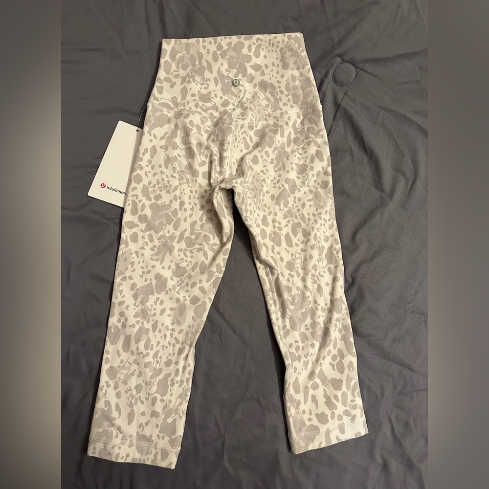 Lululemon Align HR Crop 17 BrandNew!